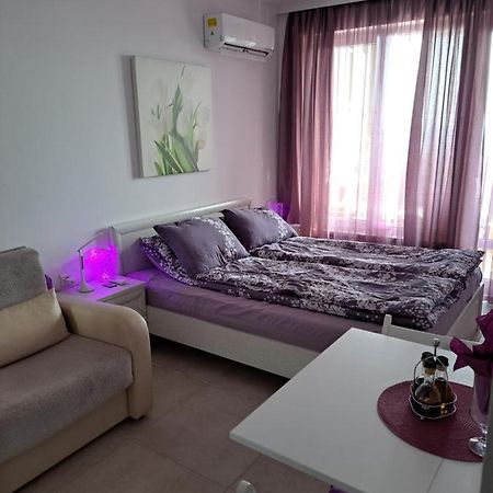 Stensi Atlantis Studia Apartment Ravda Exterior photo